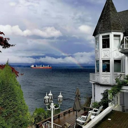 Walkon Waterfront Castle Cove Inn Chemainus Eksteriør bilde