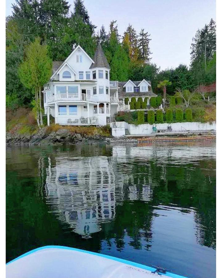 Walkon Waterfront Castle Cove Inn Chemainus Eksteriør bilde